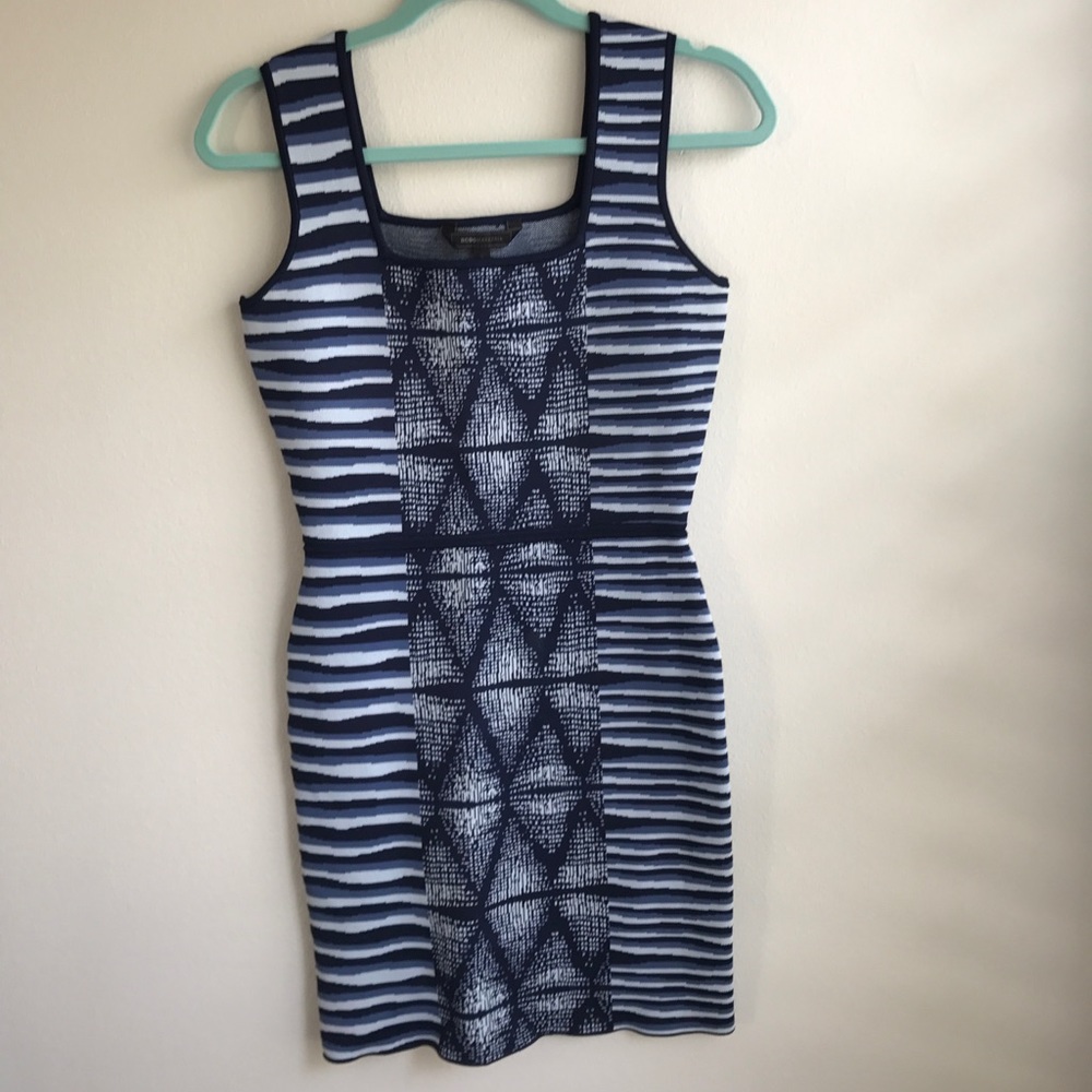 Like New! BCBG Bandage Dress in M.